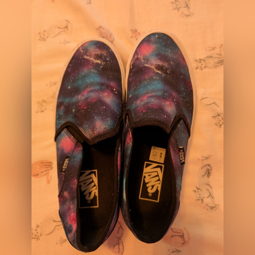 Vans Slip On Size 9 Women's Shoes Galaxy Print